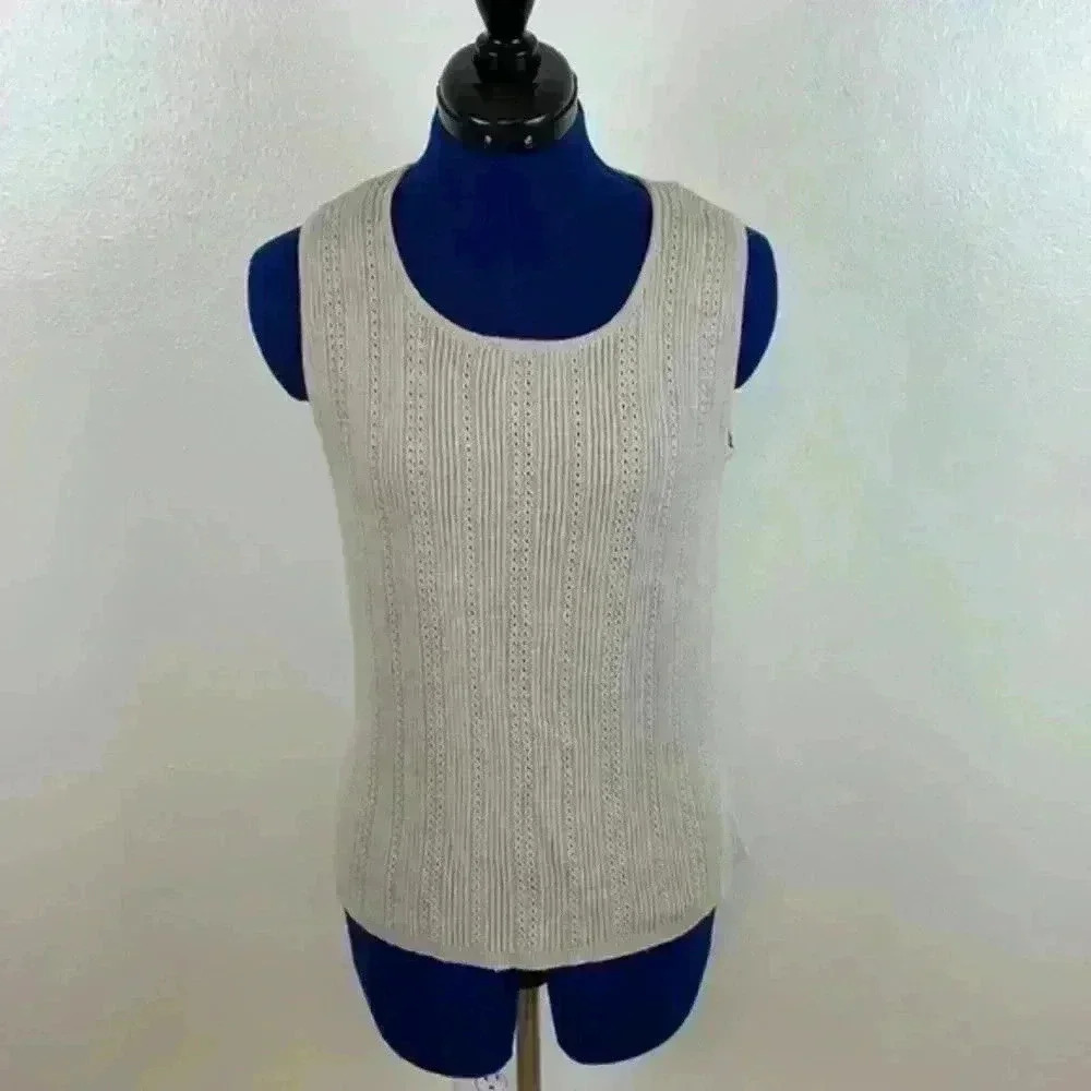 Cb Collection Knit Shell. Perfect base piece. Size M.